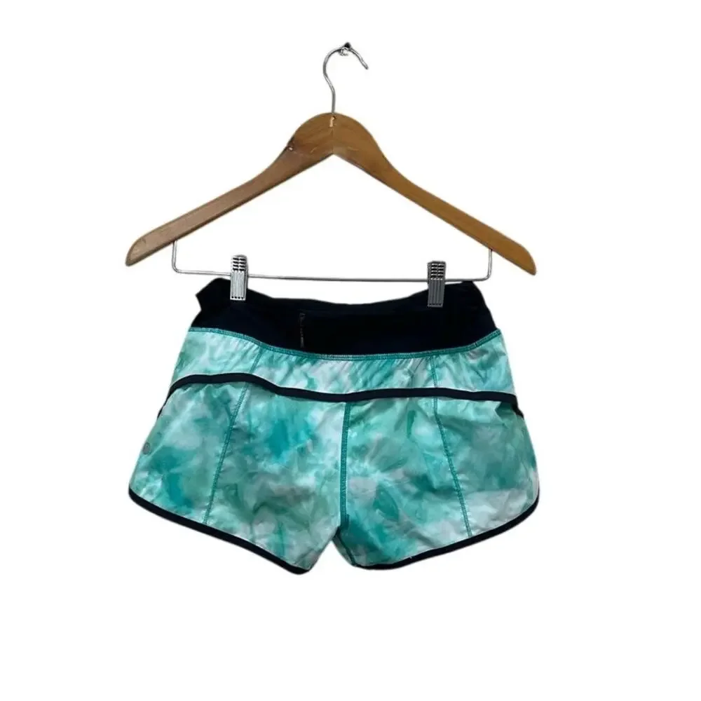 Lululemon Tracker Short II Dye White Blue Tropics / Black size 6